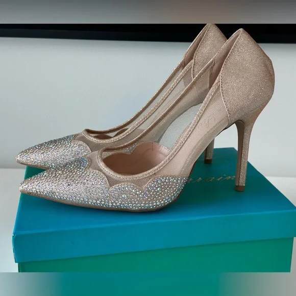 NWT + Box | Lauren Lorraine Elaine Embellished Pump | Nude | 11M - Picture 2 of 7